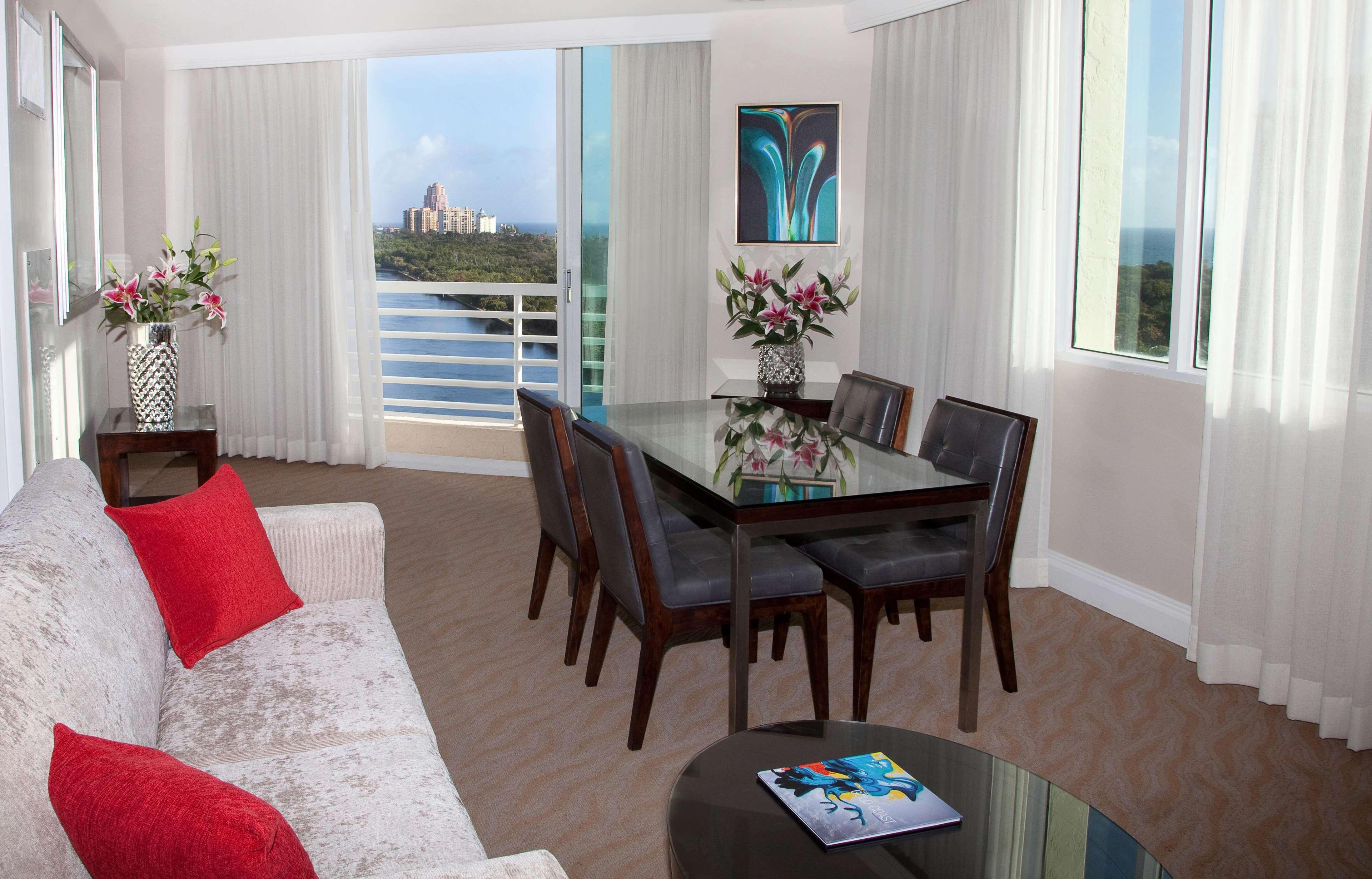 Gallery One - A Doubletree Suites By Hilton Hotel Fort Lauderdale Esterno foto