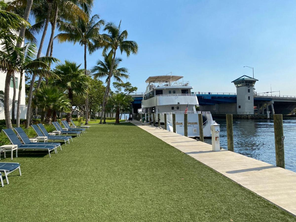 Gallery One - A Doubletree Suites By Hilton Hotel Fort Lauderdale Esterno foto