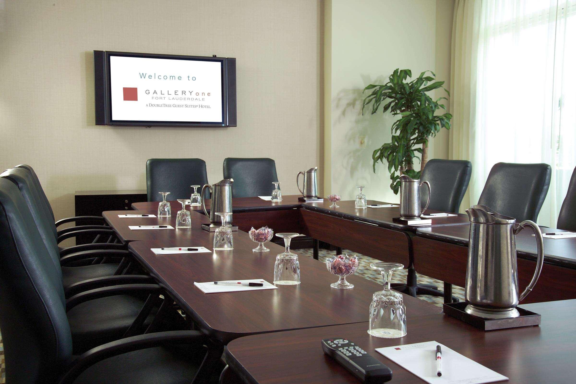 Gallery One - A Doubletree Suites By Hilton Hotel Fort Lauderdale Servizi foto
