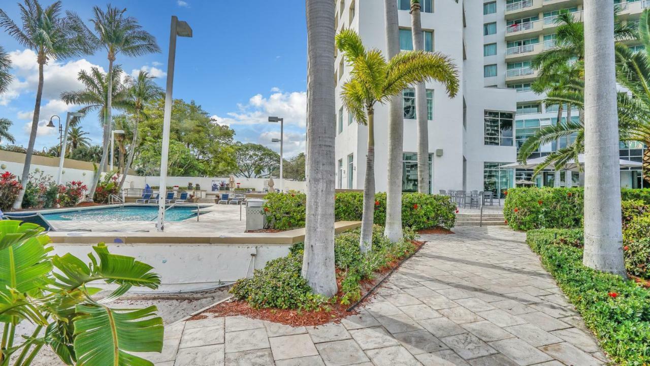Gallery One - A Doubletree Suites By Hilton Hotel Fort Lauderdale Esterno foto