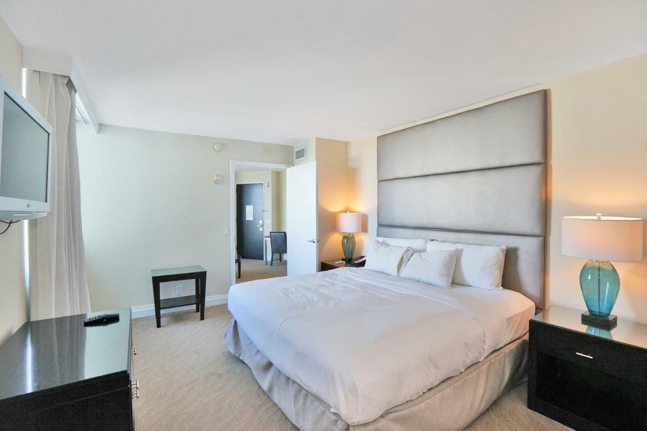 Gallery One - A Doubletree Suites By Hilton Hotel Fort Lauderdale Esterno foto