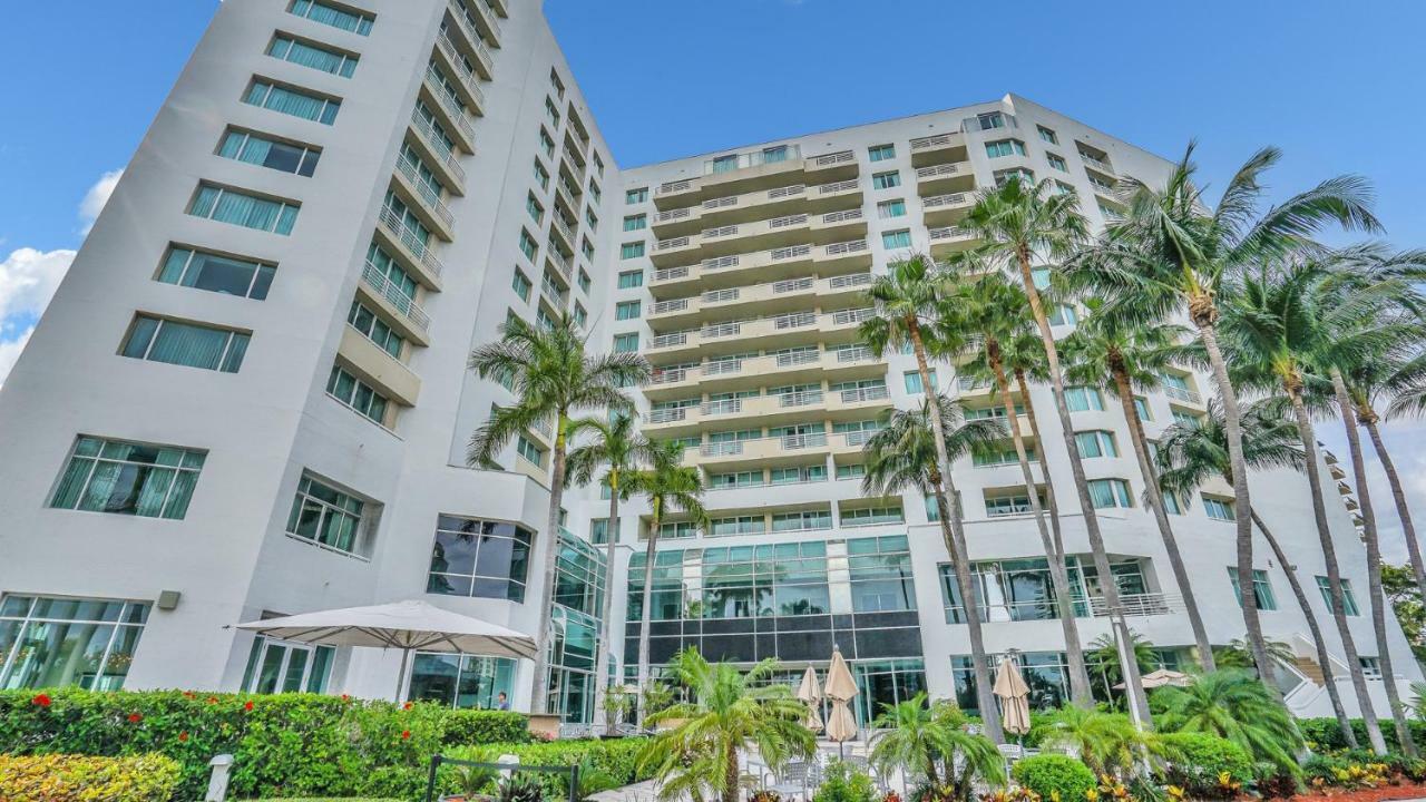 Gallery One - A Doubletree Suites By Hilton Hotel Fort Lauderdale Esterno foto