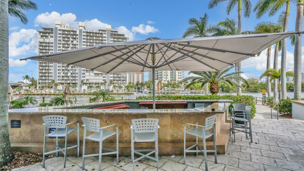 Gallery One - A Doubletree Suites By Hilton Hotel Fort Lauderdale Esterno foto